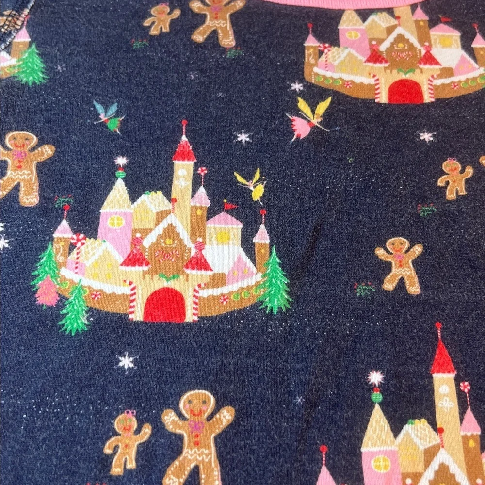 Hanna Andersson Castle and Gingerbread Pajama Set - Blue/Grey and Pink Sz 8